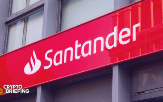 After Barclays, Santander Blocks Payments to Binance