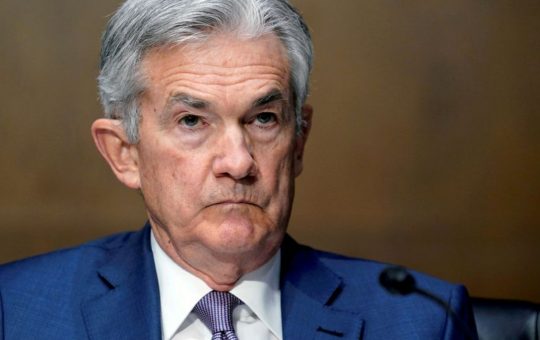 Fed Chair Jerome Powell Dismisses Cryptocurrencies as Financial Stability Concern but Warns They're Risky