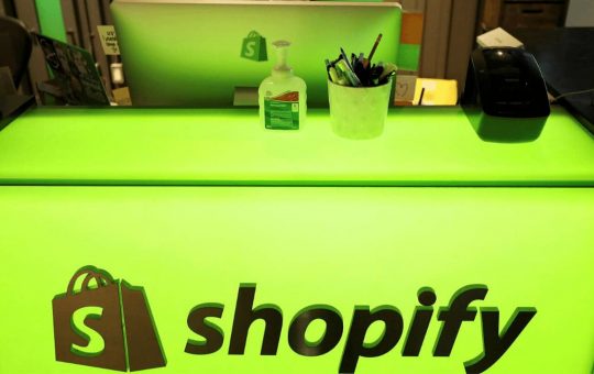 Shopify Allows Merchants to Mint and Sell NFTs on its Platform