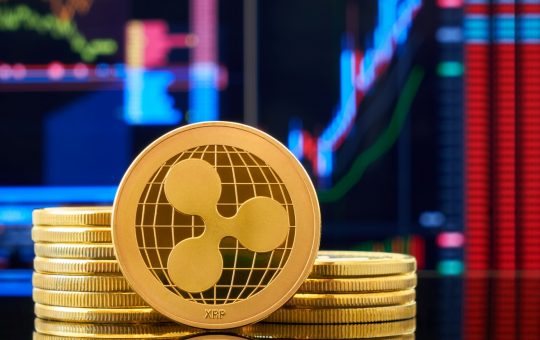 Why CRO could outperform XRP in the short-term