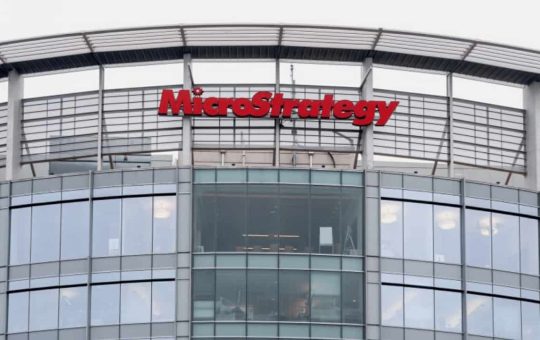 MicroStrategy Sees First Quarterly Profit in 2 Years Due to Bitcoin Bet