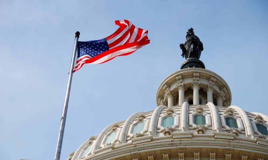 Coin Center Slams 'Messy, Arbitrary, and Unconstitutional Approach' of US Senate DeFi Bill