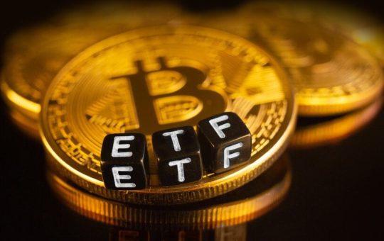 Analysts Increase Odds of Bitcoin ETF Approval This Year to 75%