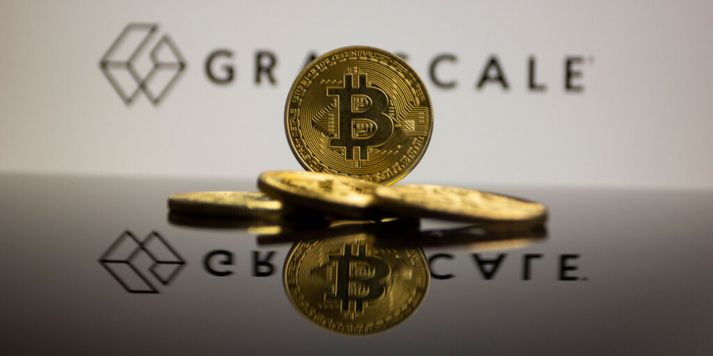 Is Grayscale Done Selling Bitcoin? Withdrawals Drop by Over Half to $200 Million