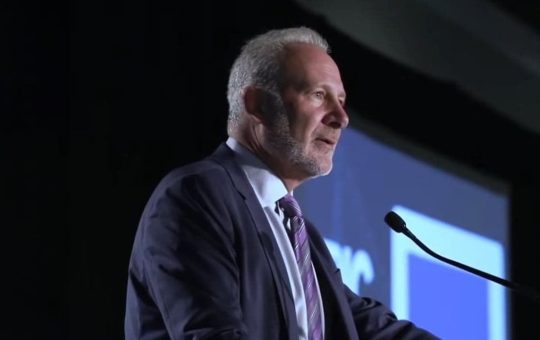 Peter Schiff Warns of Severe Economic Repercussions, Highlights Inflation and Money Supply Concerns